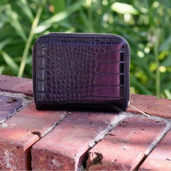 Caroline Hill Blakely Black EC Wallet - Picture 3 of 5